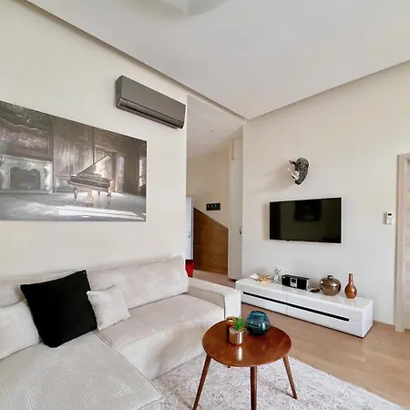公寓 Luxe 3bed 3bath With Balcony & Views By Newyork Cafe *
