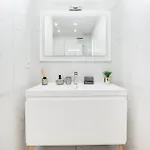 Luxe 3bed 3bath With Balcony & Views By Newyork Cafe *