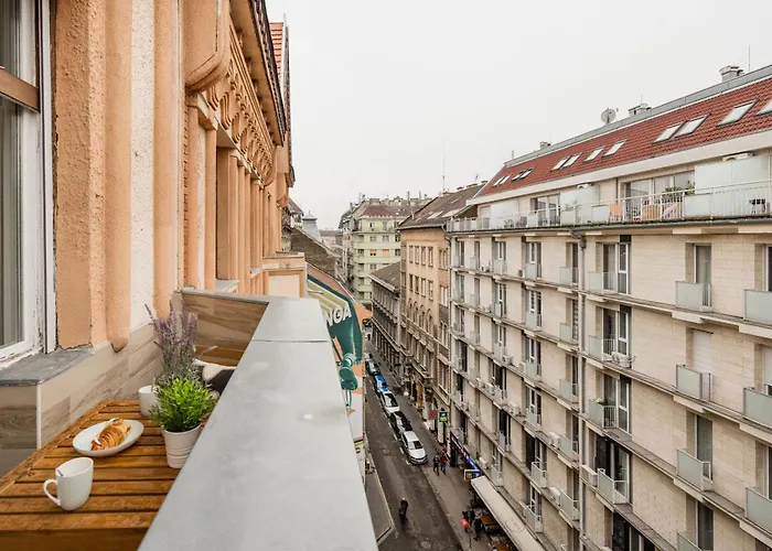 Luxe 3bed 3bath With Balcony & Views By Newyork Cafe Apartament Budapeszt