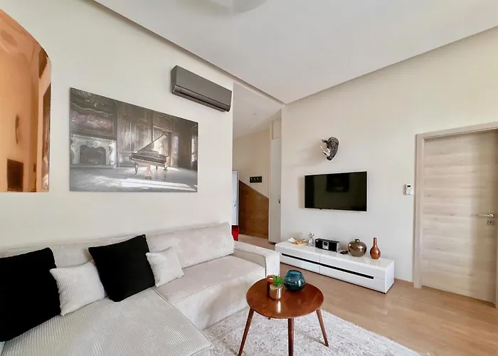 Apartament Luxe 3bed 3bath With Balcony & Views By Newyork Cafe *