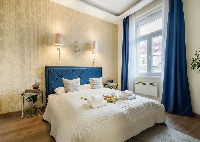 Apartament Luxe 3bed 3bath With Balcony & Views By Newyork Cafe