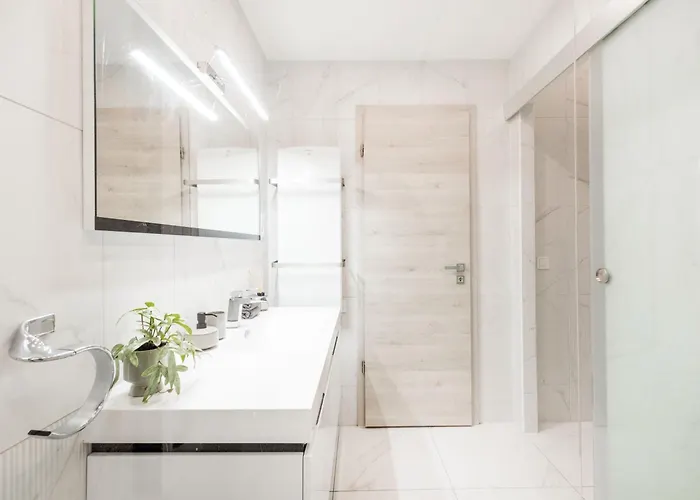 Luxe 3bed 3bath With Balcony & Views By Newyork Cafe Apartament Budapeszt