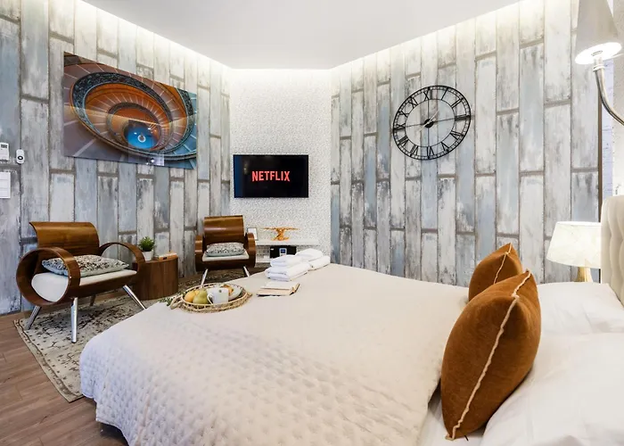 Apartament Luxe 3bed 3bath With Balcony & Views By Newyork Cafe